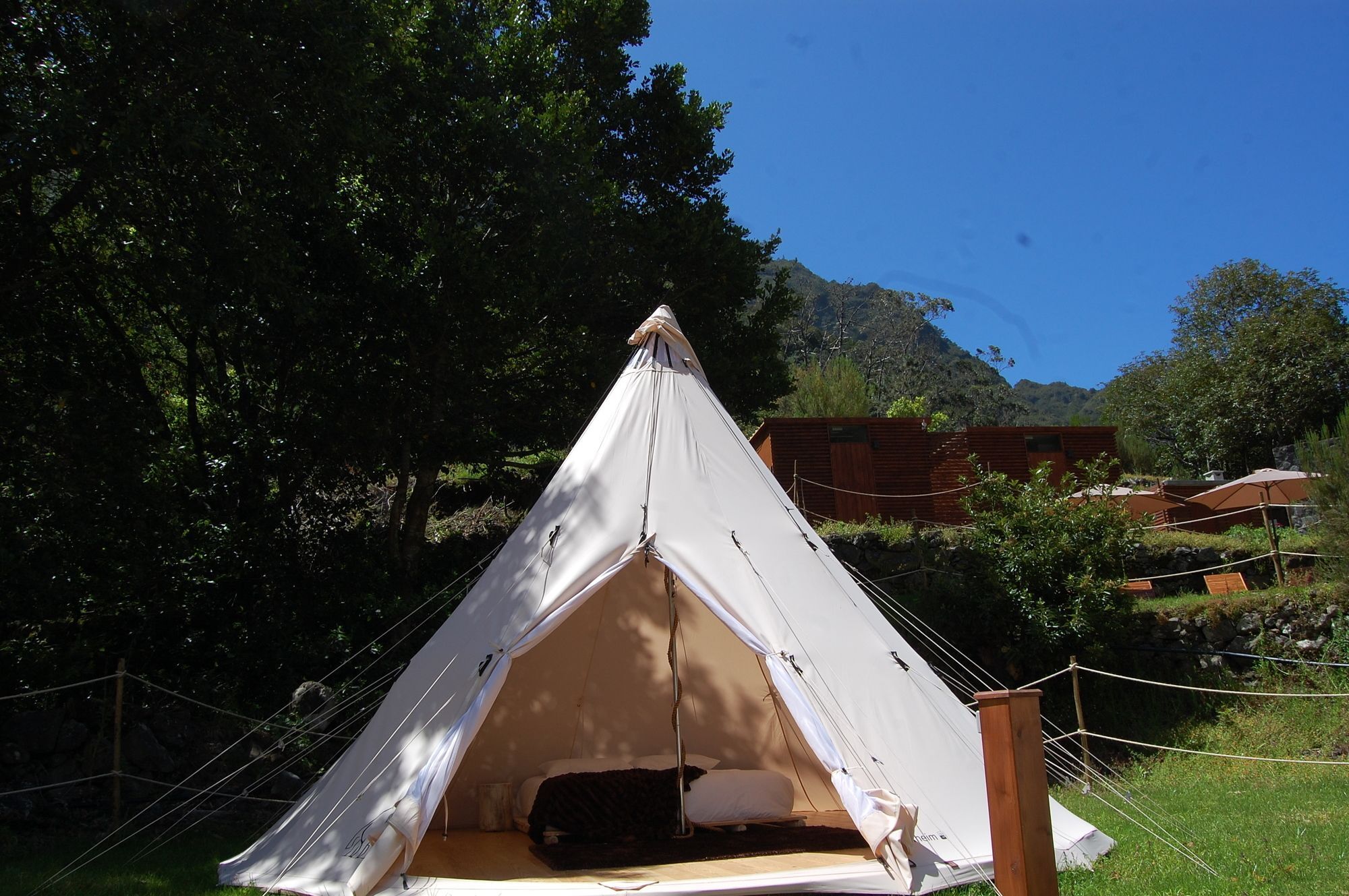 Nature Inn Madeira - Glamping Porto Moniz Buitenkant foto